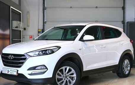 Hyundai Tucson III, 2018 год, 1 995 000 рублей, 3 фотография