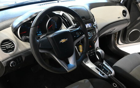Chevrolet Cruze II, 2013 год, 455 000 рублей, 6 фотография