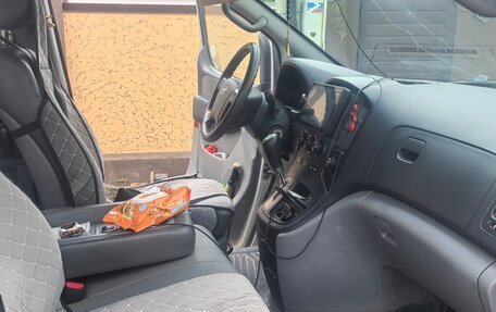 Hyundai Grand Starex Grand Starex I рестайлинг 2, 2009 год, 1 000 000 рублей, 14 фотография