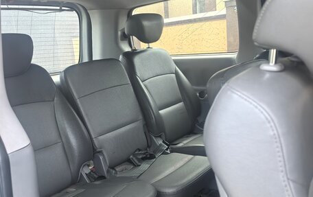 Hyundai Grand Starex Grand Starex I рестайлинг 2, 2009 год, 1 000 000 рублей, 12 фотография