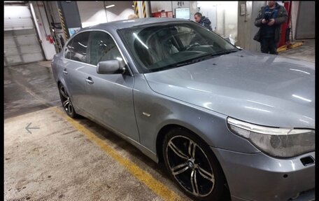 BMW 5 серия, 2004 год, 570 000 рублей, 7 фотография