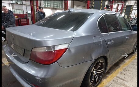 BMW 5 серия, 2004 год, 570 000 рублей, 8 фотография