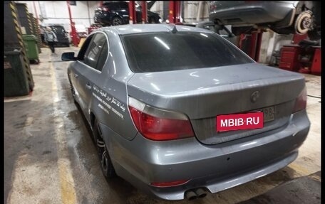 BMW 5 серия, 2004 год, 570 000 рублей, 9 фотография