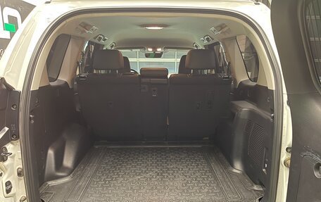 Toyota Land Cruiser Prado 150 рестайлинг 2, 2020 год, 6 500 000 рублей, 20 фотография