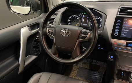 Toyota Land Cruiser Prado 150 рестайлинг 2, 2020 год, 6 500 000 рублей, 14 фотография