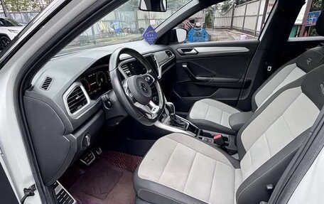 Volkswagen T-Roc I, 2022 год, 1 550 000 рублей, 8 фотография