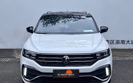 Volkswagen T-Roc I, 2022 год, 1 550 000 рублей, 2 фотография