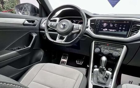 Volkswagen T-Roc I, 2022 год, 1 550 000 рублей, 7 фотография