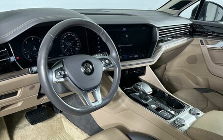Volkswagen Touareg III, 2019 год, 6 089 000 рублей, 12 фотография