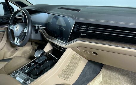 Volkswagen Touareg III, 2019 год, 6 089 000 рублей, 14 фотография