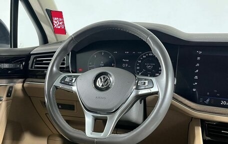 Volkswagen Touareg III, 2019 год, 6 089 000 рублей, 16 фотография