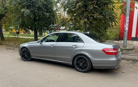 Mercedes-Benz E-Класс, 2012 год, 1 470 000 рублей, 8 фотография