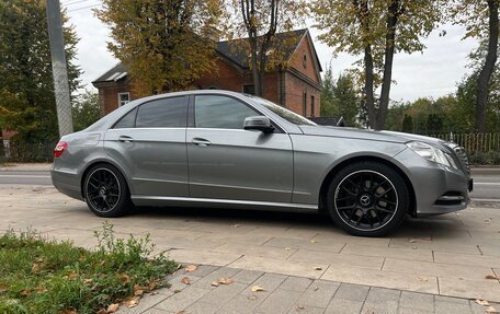 Mercedes-Benz E-Класс, 2012 год, 1 470 000 рублей, 7 фотография