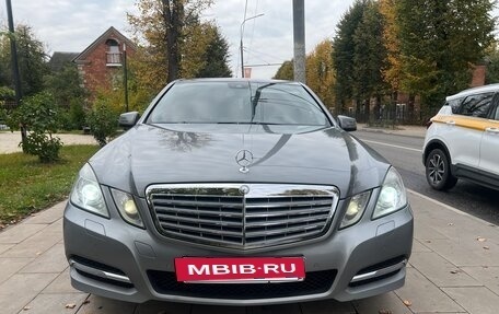 Mercedes-Benz E-Класс, 2012 год, 1 470 000 рублей, 3 фотография