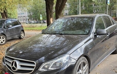 Mercedes-Benz E-Класс, 2013 год, 1 800 000 рублей, 2 фотография