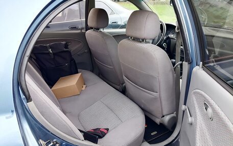 KIA Rio II, 2002 год, 125 000 рублей, 2 фотография