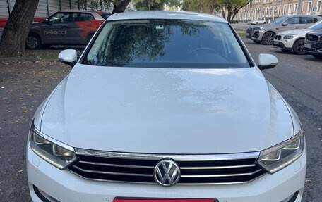 Volkswagen Passat B8 рестайлинг, 2017 год, 1 950 000 рублей, 8 фотография