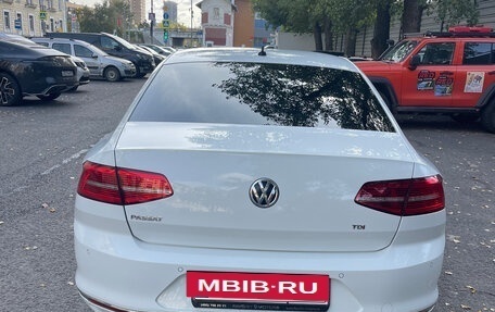 Volkswagen Passat B8 рестайлинг, 2017 год, 1 950 000 рублей, 5 фотография