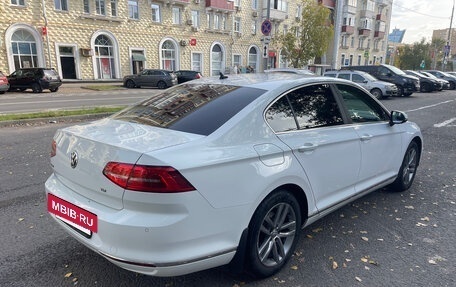 Volkswagen Passat B8 рестайлинг, 2017 год, 1 950 000 рублей, 4 фотография