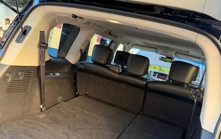 Nissan Patrol, 2012 год, 2 100 000 рублей, 9 фотография