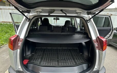 Toyota RAV4, 2013 год, 2 400 000 рублей, 6 фотография