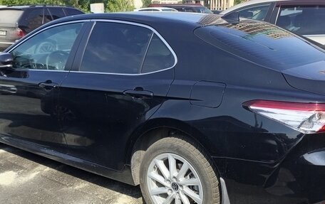 Toyota Camry, 2022 год, 2 505 800 рублей, 2 фотография