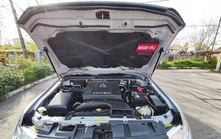 Mitsubishi Pajero IV, 2008 год, 1 920 000 рублей, 12 фотография