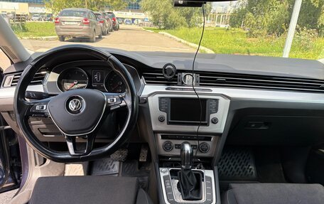 Volkswagen Passat B8 рестайлинг, 2017 год, 2 000 000 рублей, 11 фотография