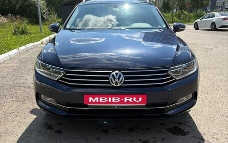 Volkswagen Passat B8 рестайлинг, 2017 год, 2 000 000 рублей, 2 фотография