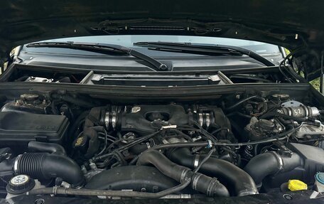 Land Rover Range Rover III, 2011 год, 1 860 000 рублей, 39 фотография