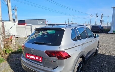 Volkswagen Tiguan II, 2017 год, 2 450 000 рублей, 4 фотография
