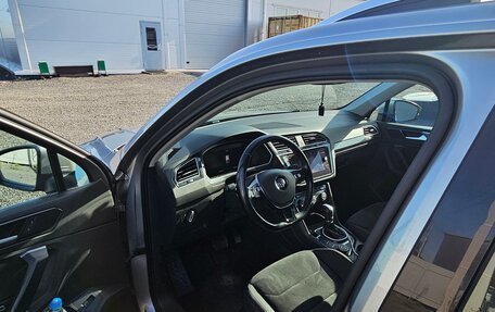 Volkswagen Tiguan II, 2017 год, 2 450 000 рублей, 8 фотография