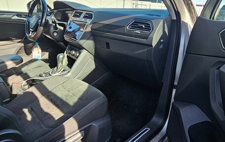 Volkswagen Tiguan II, 2017 год, 2 450 000 рублей, 11 фотография