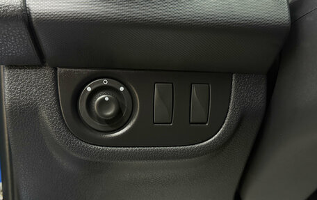 Renault Sandero II рестайлинг, 2019 год, 1 150 000 рублей, 19 фотография
