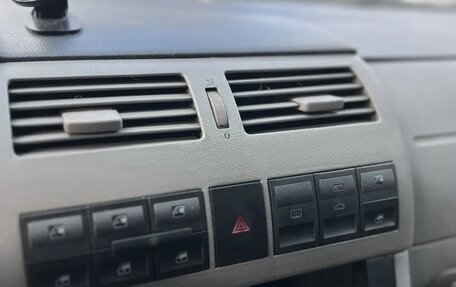Volkswagen Pointer, 2005 год, 50 000 рублей, 9 фотография