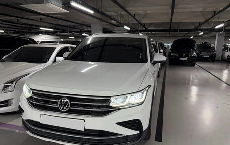 Volkswagen Tiguan II, 2021 год, 2 790 017 рублей, 1 фотография