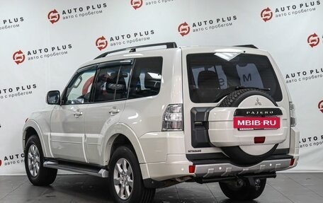 Mitsubishi Pajero IV, 2014 год, 1 899 000 рублей, 2 фотография