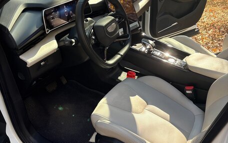 Geely Atlas, 2023 год, 2 200 000 рублей, 14 фотография