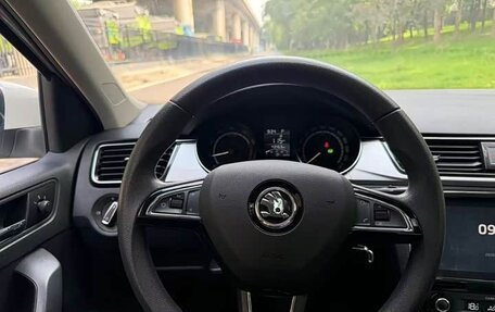 Skoda Rapid II, 2022 год, 1 170 000 рублей, 8 фотография