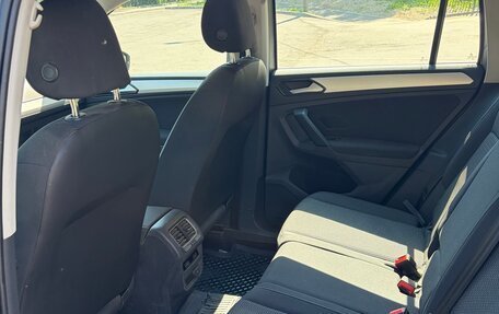 Volkswagen Tiguan II, 2017 год, 1 700 000 рублей, 3 фотография