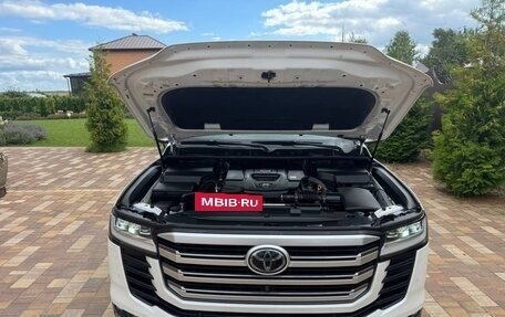Toyota Land Cruiser, 2021 год, 8 600 000 рублей, 10 фотография