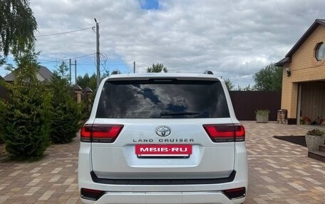 Toyota Land Cruiser, 2021 год, 8 600 000 рублей, 4 фотография