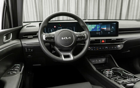 KIA K5, 2024 год, 3 700 000 рублей, 10 фотография