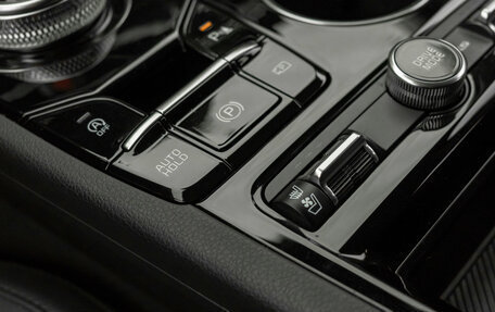 KIA K5, 2024 год, 3 700 000 рублей, 17 фотография