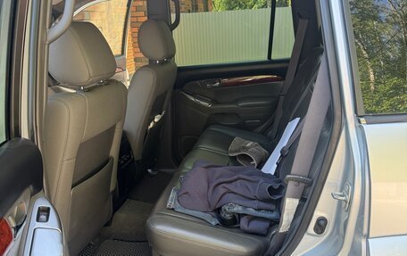 Toyota Land Cruiser Prado 120 рестайлинг, 2005 год, 1 670 000 рублей, 4 фотография