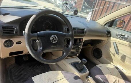 Volkswagen Passat B5+ рестайлинг, 1998 год, 150 000 рублей, 3 фотография