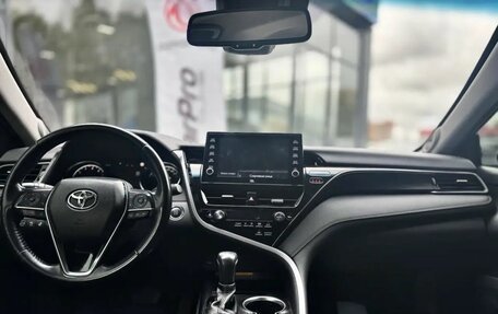 Toyota Camry, 2021 год, 3 020 000 рублей, 7 фотография