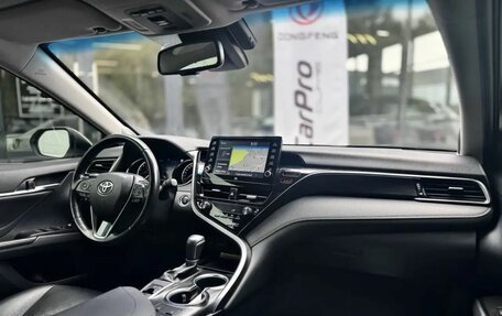 Toyota Camry, 2021 год, 3 020 000 рублей, 8 фотография