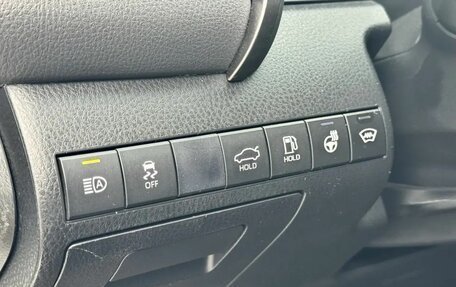 Toyota Camry, 2021 год, 3 020 000 рублей, 10 фотография