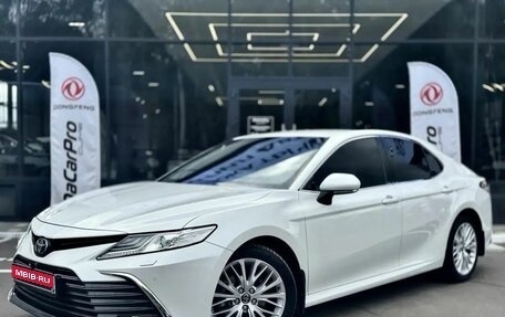Toyota Camry, 2021 год, 3 020 000 рублей, 1 фотография